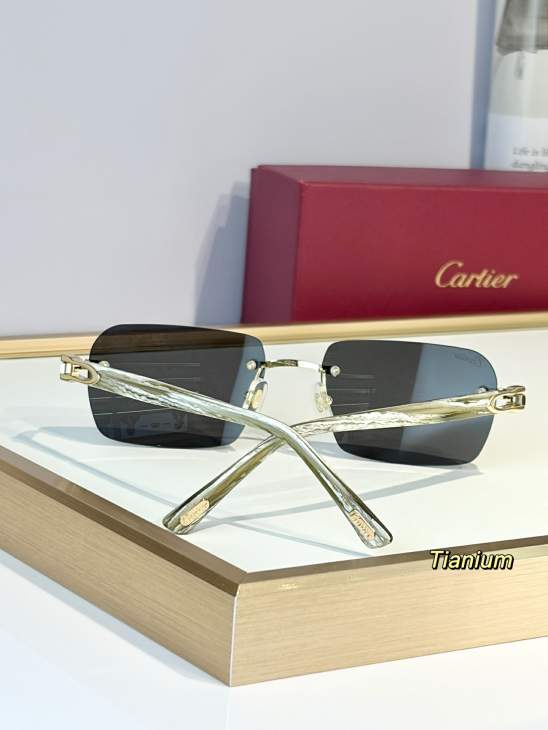 Picture of Cartier Sunglasses _SKUfw79722108fw